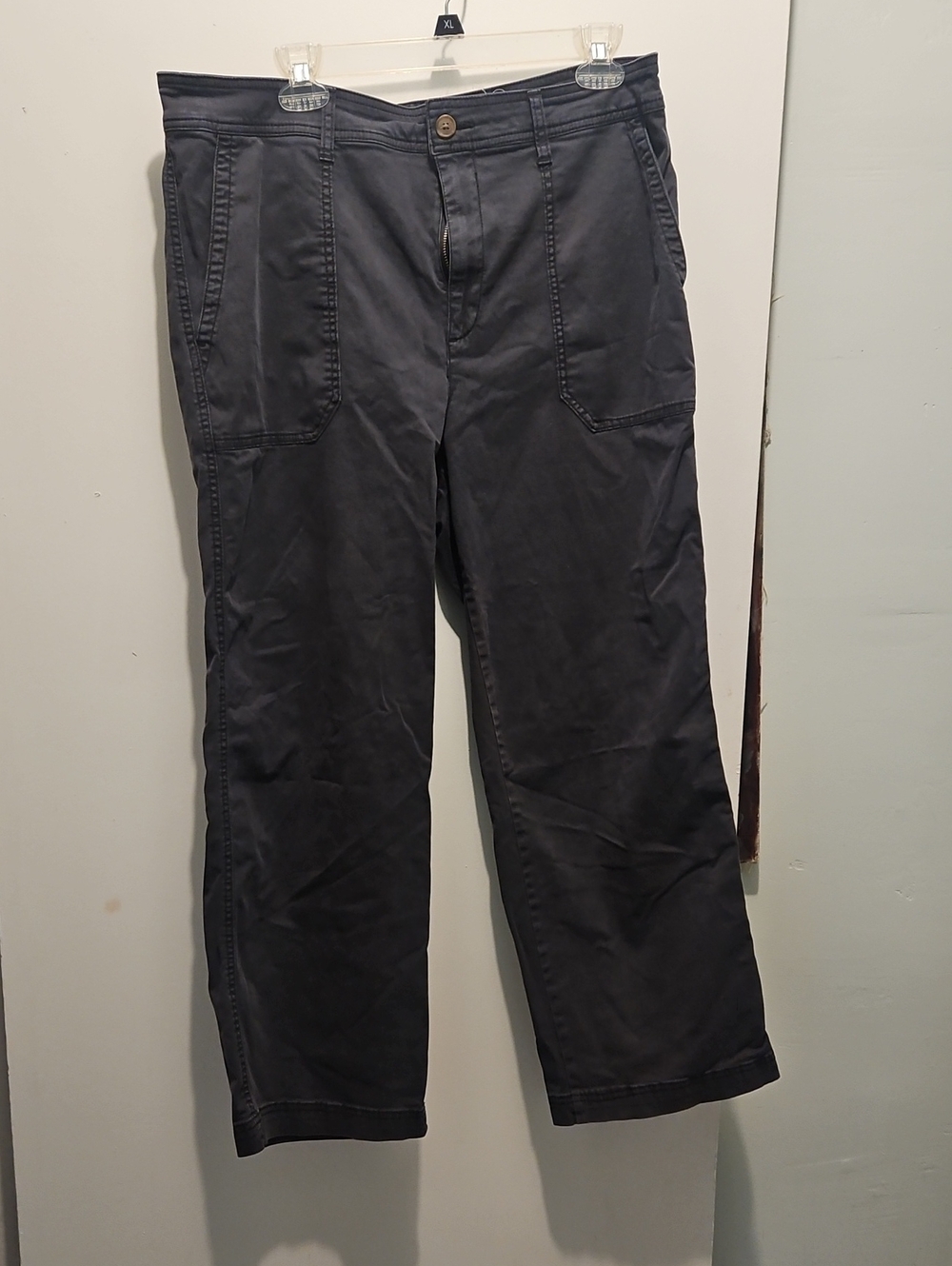GAP Men's Dark Gray Straight-Leg Chinos